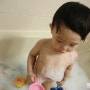 신생아목욕용품은 트루디 거품입욕제로 즐겁게 목욕시키세요