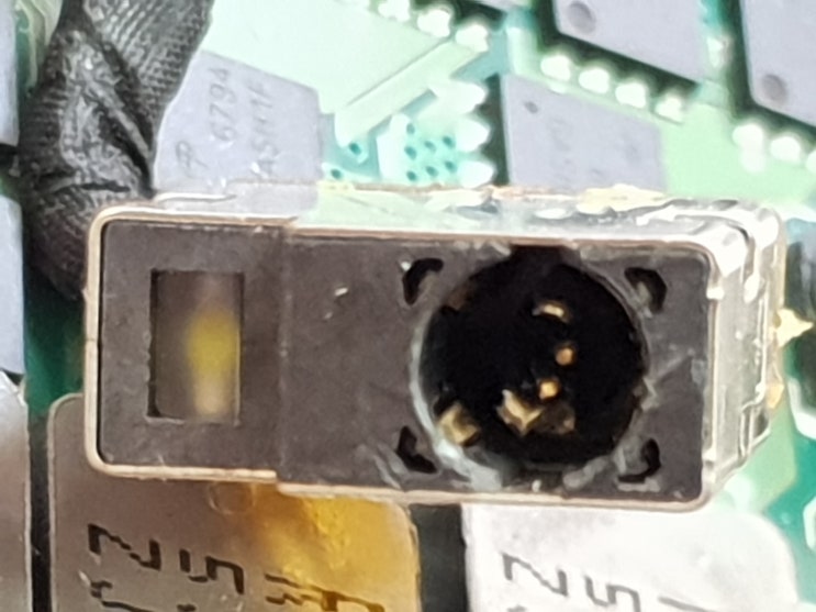 Hpë¸í¸ë¶ ì ìì´ ìì¼ì ¸ì