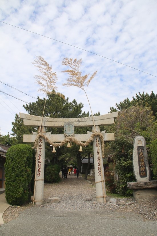 고모다하마 신사에서 (小茂田浜神社)
