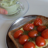 Tomato toast & Avocado banana shake Recipe