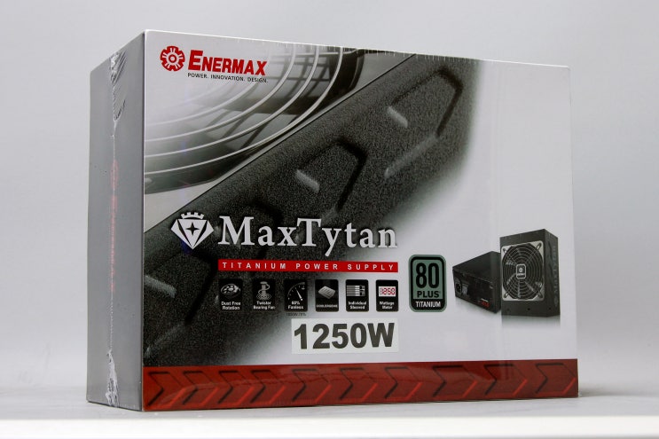 Thermaltake Toughpower iRGB Plus 1250W - 80 Plus Titanium