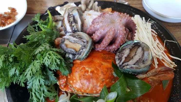 제주도 애월 백번가든에서 전복낙지김치찜^^