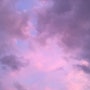 7월, 핑크빛하늘
