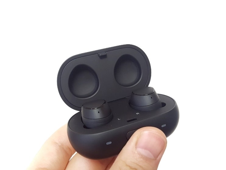 [삼성] 기어 아이콘X 2018 / SM-R140 블루투스 이어폰 / 꿀팁&청소 (아이콘x 3세대 버드) 리뷰 : 네이버 블로그