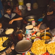 혹독하고 저렴한 해외여행 : 바라나시 먹거리 스시 보나카페