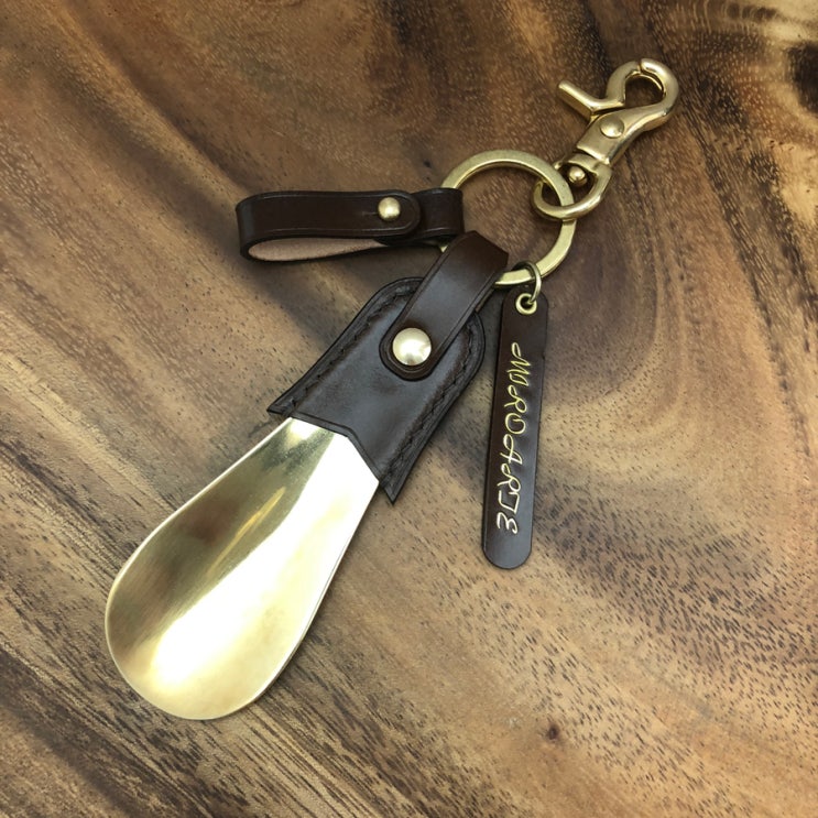 LEATHER BRASS SHOEHORN SMART KEY FOB KEY RING 핸드메이드 코도반 황동구두주걱 이니셜 스마트 ...