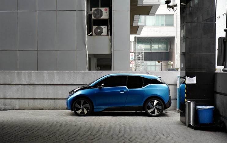 BMW i3 Lux 94Ah 출고. 프로토닉 블루(Protonic Blue) : 네이버 블로그