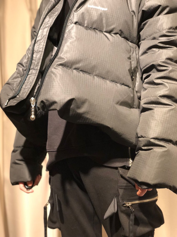 최근 가장 핫한 브랜드의 숏 패딩 발렌시아가 C컬 패딩 : 네이버 블로그