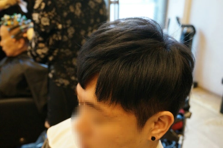 송민호 남자 머리 투 블럭 울프컷 딥블루 염색 : 네이버 블로그