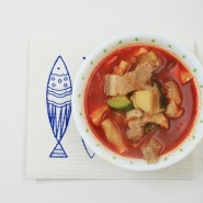 겨울에 먹으면 더 맛있는 돼지고기 고추장찌개 얼큰 찌개 만들기