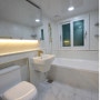[ Design 23 ] 골드 라인으로 완성된 그린타운 우성아파트 욕실