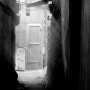 흑백사진으로 떠나는 골목여행-르네상스의 한파에 얼어버린 동인천 양키시장