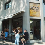 시드니 카페) Waterloo 워터루에서 꼭 가볼만한 카페, 'John Smith 존 스미스'