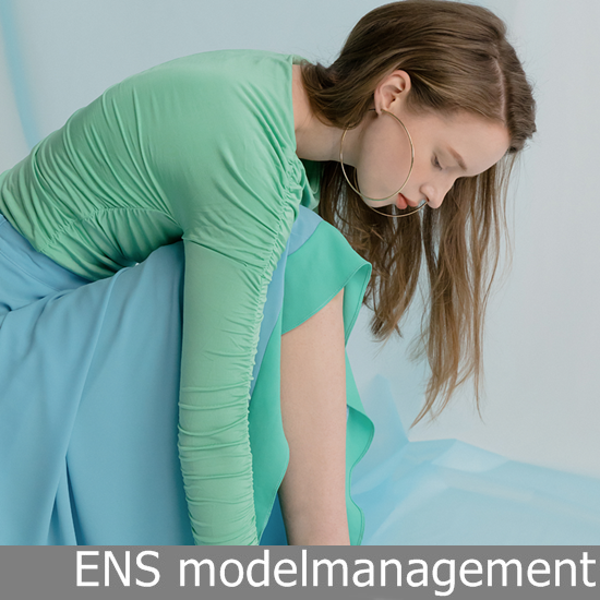 이앤에스 모델 :: ENS Model, 외국인 모델, Lera, HELENA&KRISTIE 18 S/S LOOK BOOK ...