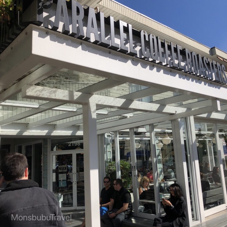 캐나다여행 :: 밴쿠버 키칠라노해변 근처 핫한 카페추천 49th Parallel Cafe & Lucky’s Doughnuts ...