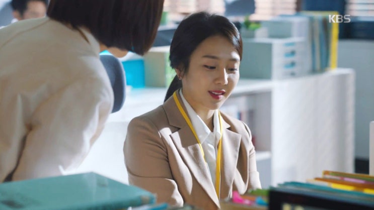 빅포레스트 최희서 패션 러브패리스 블라우스, 스커트 고급정보!