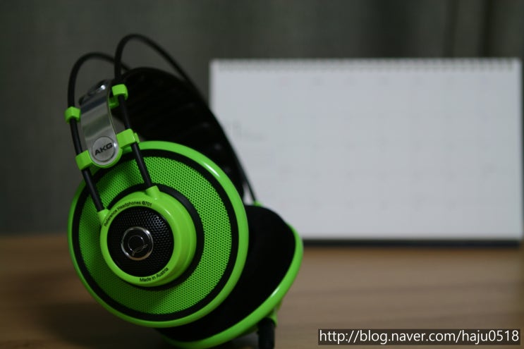 AKG Q701 グリーン ※付属品一部欠品 AKG Q701 ヘッドホン(グリーン