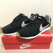 Nike W Pre Montreal Racer Vntg