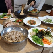 생생정보통맛집 청주 대산보리밥 밥 조금만 넣고 비비세요.