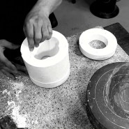 석고틀로 만드는 도자기 : 석고틀 만들기 영상입니다.
