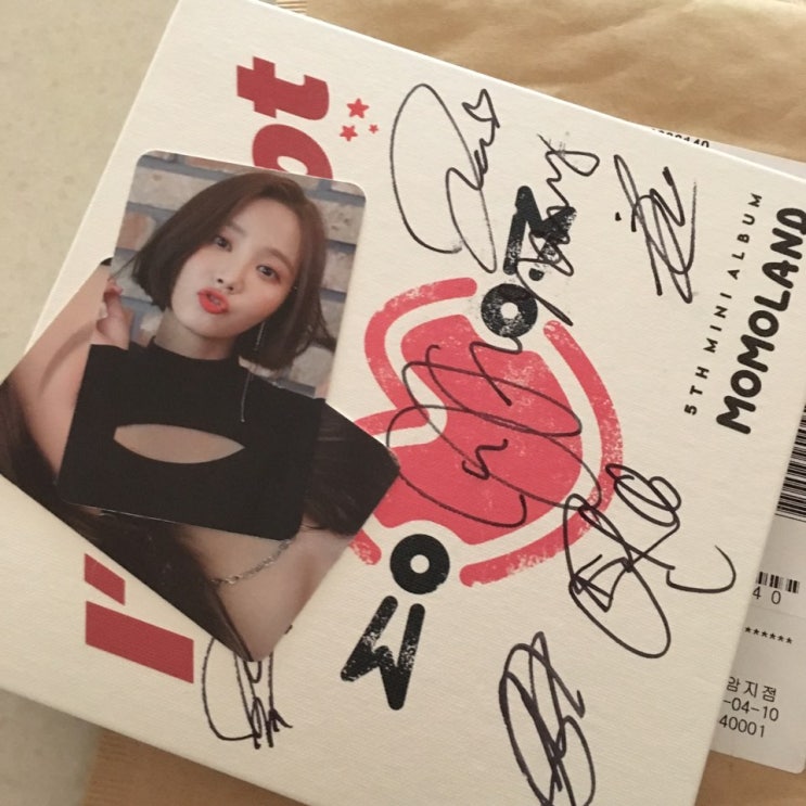 2019.04.13 늦은 모모랜드 사인 CD 후기 >