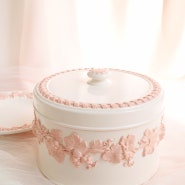 [Sold Out] Wedgwood Queensware Pink jewelry box