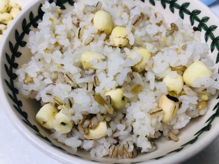 잇트루 연자육으로  연자육밥, 연지육차 그리고 연자육샐러드 만들었어요~ : 네이버 블로그