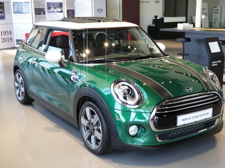 [MINI 송도 박민기 SC] MINI, BMW 2019 미니쿠퍼 한정판 60주년 에디션 옵션 알아보기 : 네이버 블로그