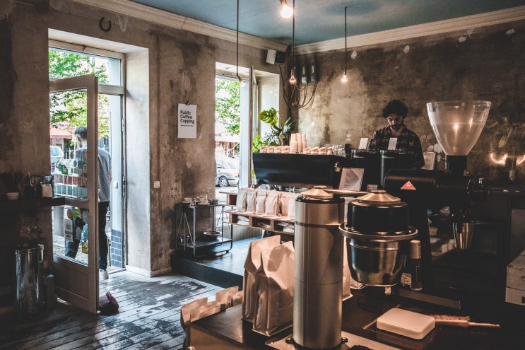독일 베를린 카페 추천 보난자 커피 히어로즈! (BONANZA COFFEE HEROS) 플랫화이트(Flat White)/꼬르따도 ...