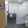 노인 주간보호 센터에 최적화된 장애인 화장실 샤워실
