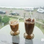 [7월제주여행]서귀포 인생샷 찍기 좋은 카페 :: 카페 스르륵
