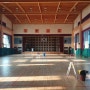 학교청소전문업체 조아클린 인천 신현초등학교 강당 청소 및 바닥코팅 하고 왔습니다