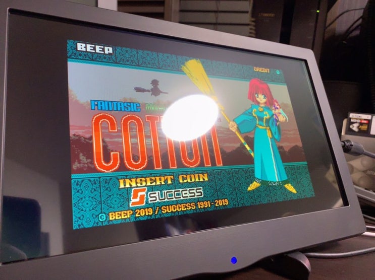 X68000용으로 사용가능한 3모드 지원 모니터 Cocopar 13.3인치 IPS