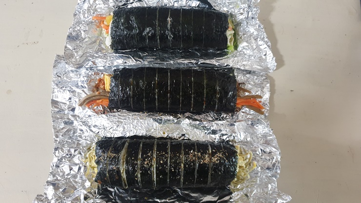 [소풍가는 날] 낙성대 - 만나기 힘든 맛있고 독특한 김밥 : 네이버 블로그
