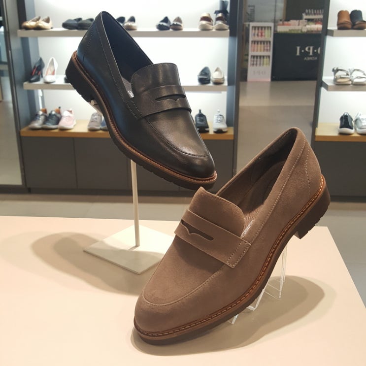 total motion abelle lace up