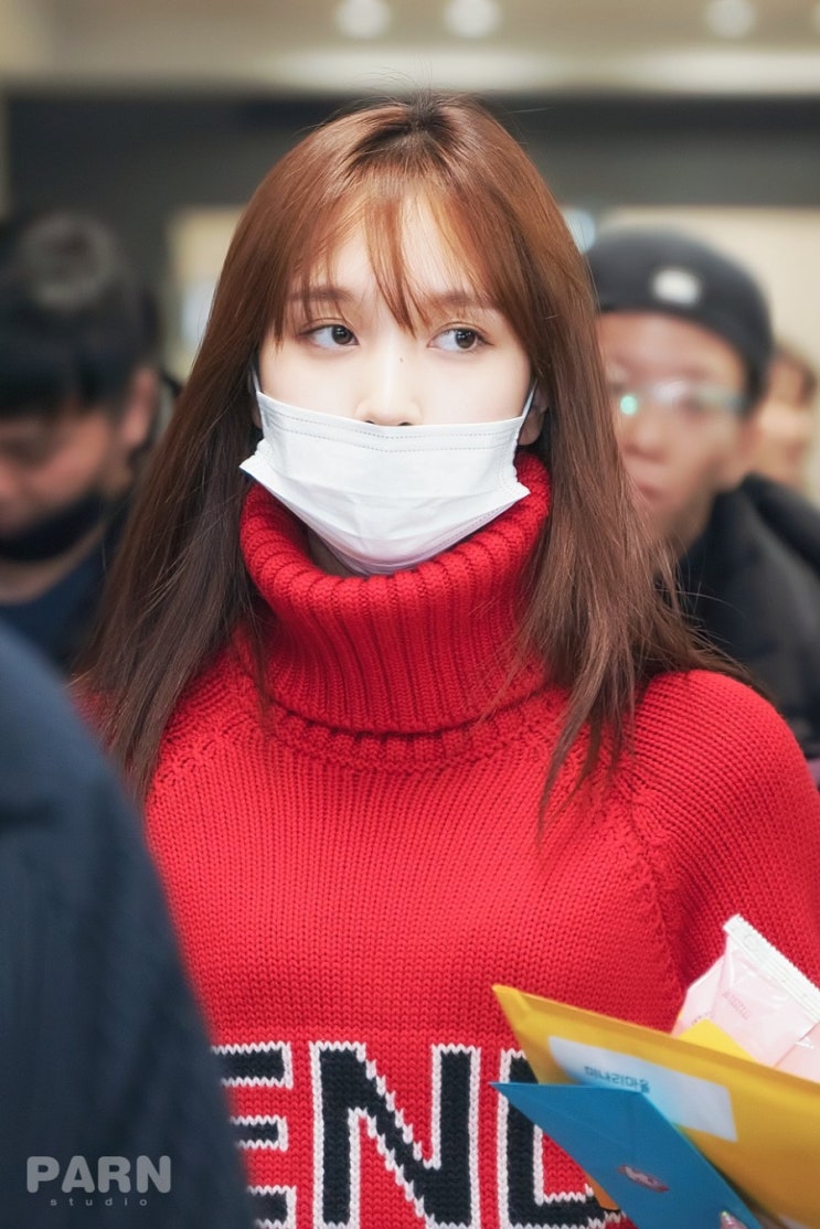 트와이스 미나 Fendi Intarsia Knit Wool Turtleneck Sweater Nike Cortez Sneakers 네이버 블로그 트와이스 미나 Fendi Intarsia Knit Wool Turtleneck Sweater Nike Cortez Sneakers 네이버 블로그