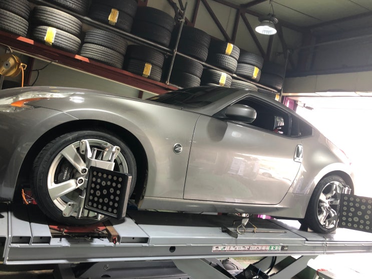 춘천 타이어 닷컴/니산 NISAN 370Z/요코하마타이어 ADVAN FLEVA V701/호프만3D 휠얼라이먼트 : 네이버 블로그