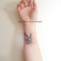 인천타투 탄생화타투 별자리타투 작업사진 손목에 나만의 의미있는 타투를 해요 ^^