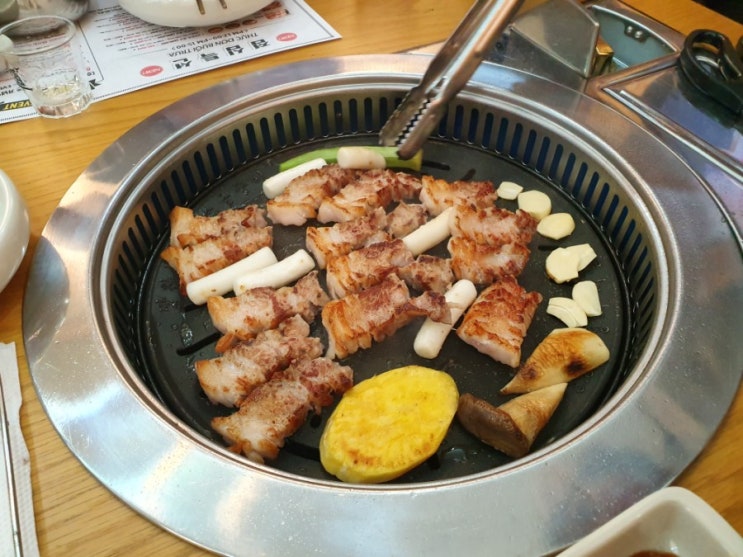 호치민 1군 한국고기집 삼겹살 비교 : 청담육화점, 맛찬들 : 네이버 블로그