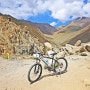 인도 여행 레 카르둥라 데스로드 자전거 타기