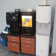 봉동 커피자판기 원두머신 임대전문 커피죤 철강회사 설치후기