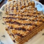 유럽 황실에서 먹던 케이크 말렌카, 이남옥 커피에서 먹다!(식감 완전 특이해...!)