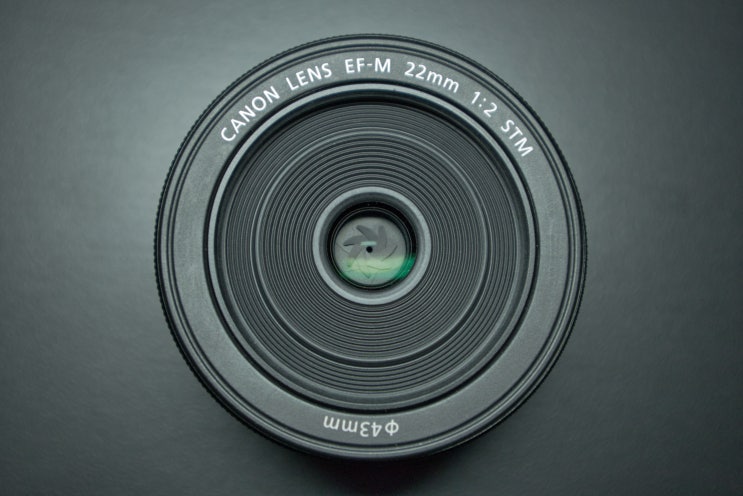 [가성비 최강렌즈] 캐논 크롭 미러리스 단렌즈 EF-M 22mm F2 STM - 기본스펙 및 1년 사용기 (장단점, 사진 ...