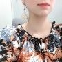 유달리아 커스텀 드롭 귀걸이, 화려한 스타일