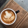 라떼아트(Latte Art)란 무엇일까? / 라떼아트의 3대 요소, 종류 및 라떼아트 하는법(파우더, 아트펜)