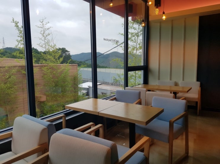 [카페] 기흥이케아 근처 넓은 공간의 빵카페, 빵공원 : 네이버 블로그