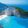 “지중해의 여름이 선사하는 끝없는 즐거움” - 그리스