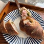 경주 카페 데네브: 까눌레가 맛있는 조용한 빵카페