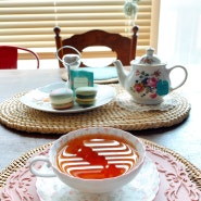 영국 앤 여왕을 기념하며 만든, 포트넘앤메이슨의 스테디셀러 "Queen Anne" tea