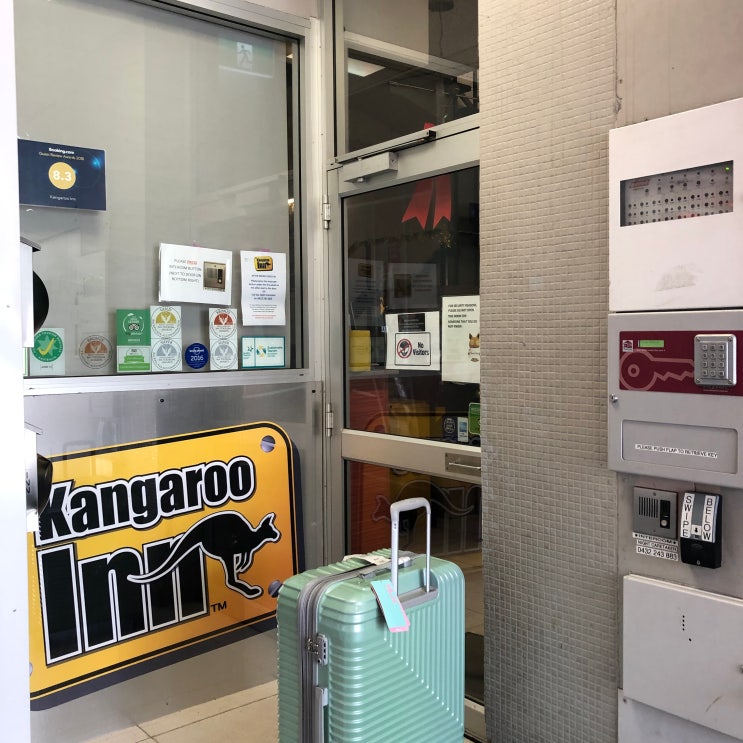 [호주/퍼스] 퍼스 숙소 '캥거루 인(Kangaroo Inn)' 후기 : 네이버 블로그